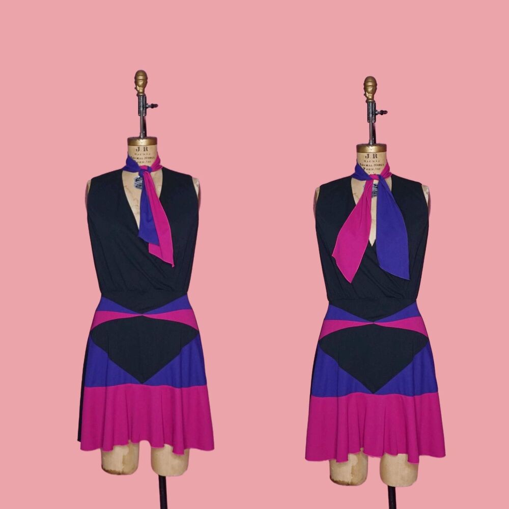ANNA SUI. 08. Spring Ready to Wear. Color-Block Dress W/ADJUSTABLE. Neck Tie. Sm